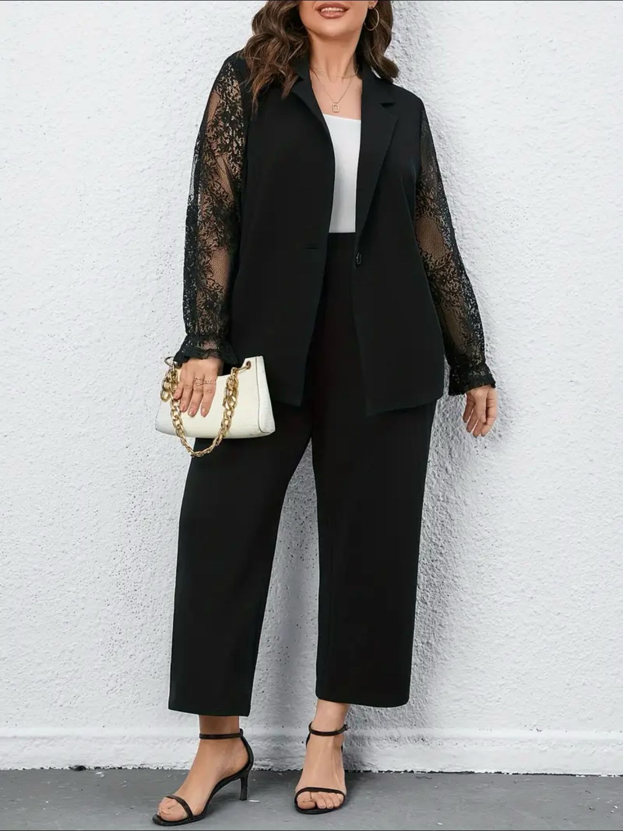 Tailleur maniche in pizzo